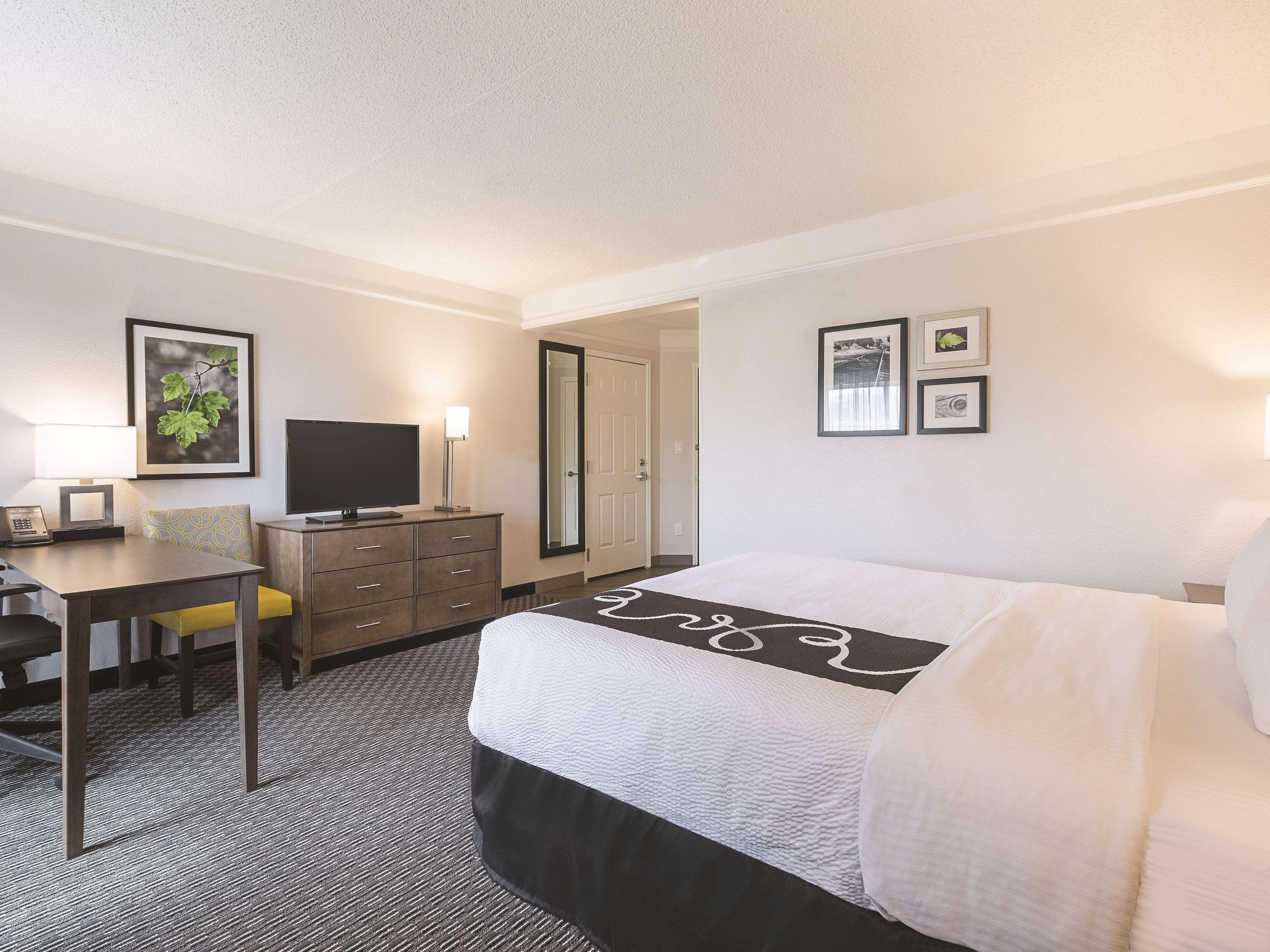 La Quinta By Wyndham Dallas Plano West Exterior photo
